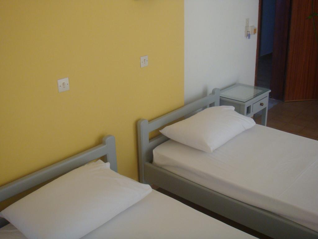 Hotel Omiros Faliraki Habitación foto